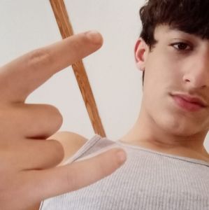 Meet your Posher, Ethan